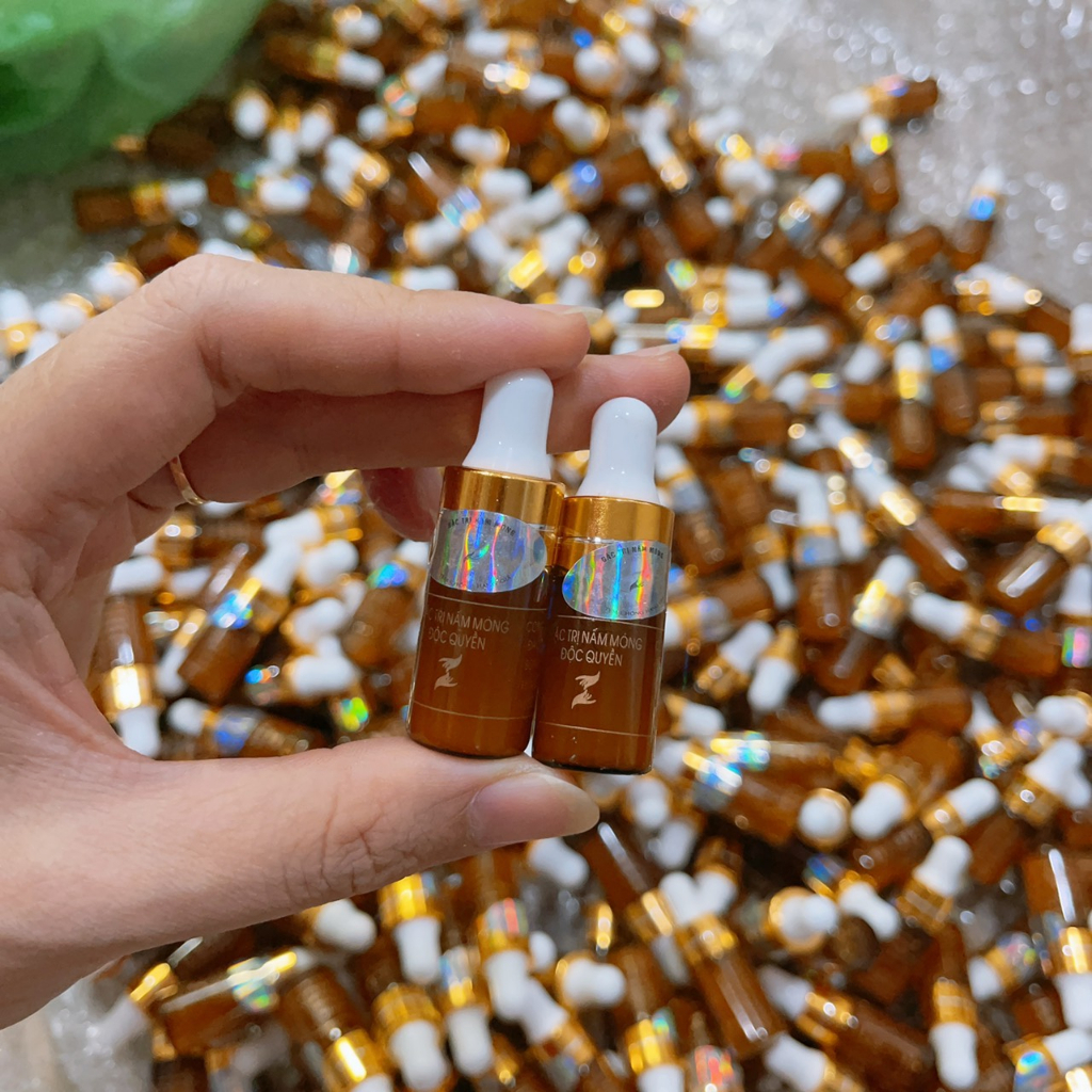 [FREESHIP Nationwide] Serum to fly nail fungus, taste, nail puffiness, Brand of Llegent 4ml Date 2024