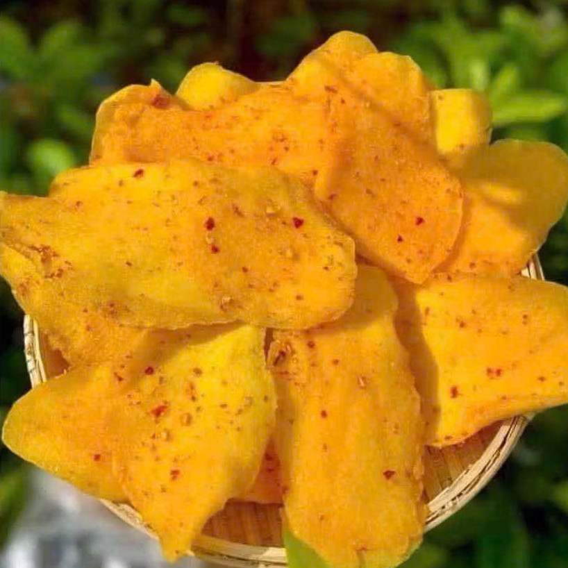 (SALE DRIED DRIED) Dried Mango with Chilli Salt, Dried Mango in Whole Pieces, especially soft, sweet and sour, no fiber