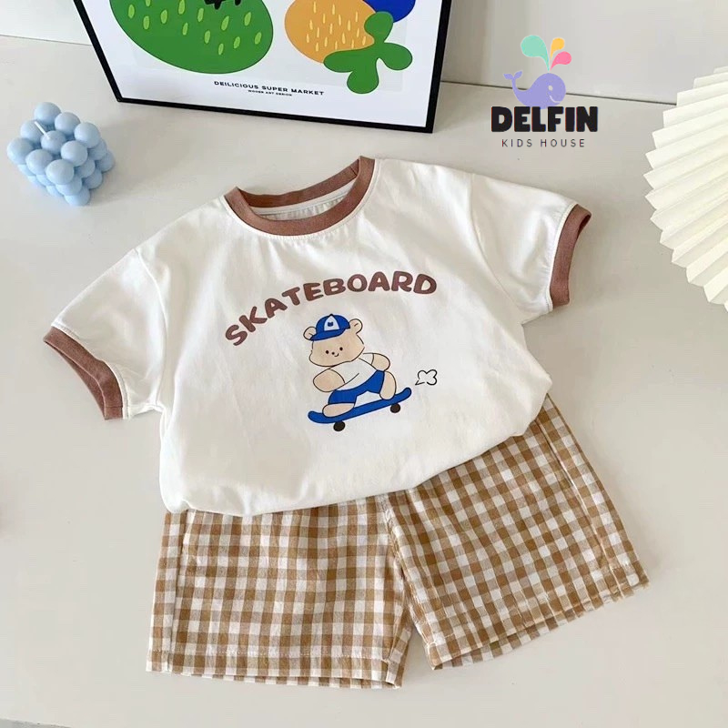 Sét bé trai quần đùi caro áo thun viền nâu in hình Delfinkids, sét bé trai đi học, đi chơi từ 10-30kg