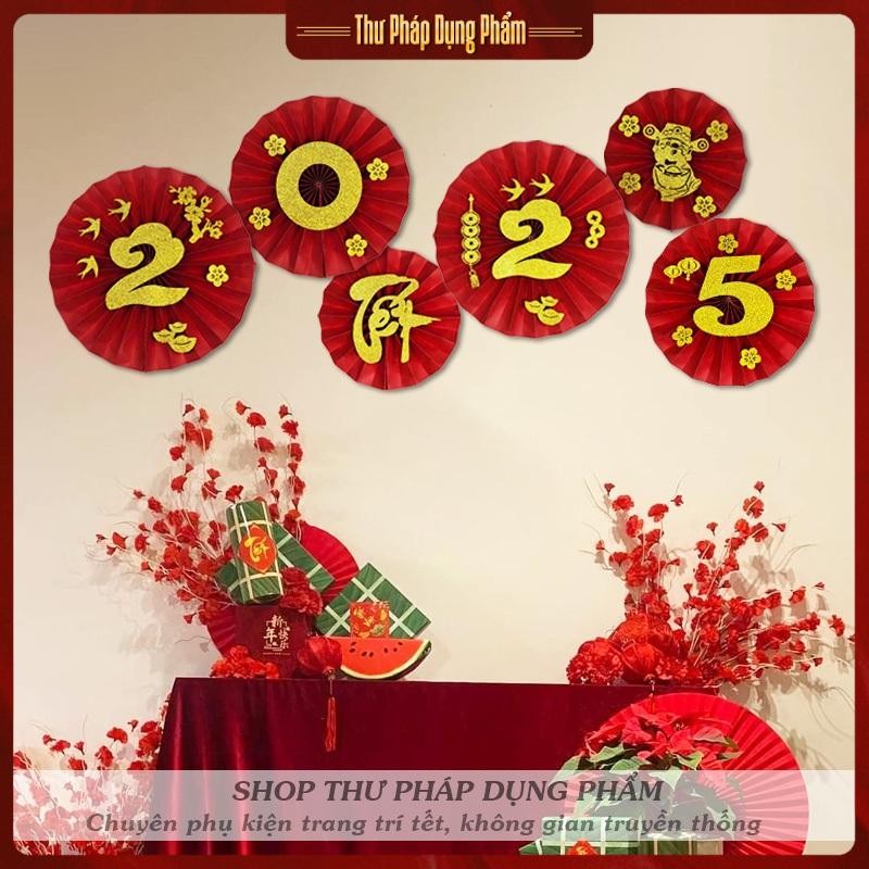 Paper fan set with accessories 2025 decorated with the calligraphy Tet